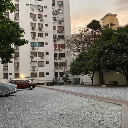 Apartamento Edificio Iroka En El Rodadero Frente Al Mar Con Cocina Full Equipada Santa Marta  Exterior photo