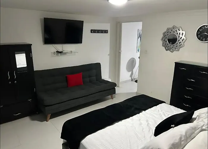 Apartamento Edificio Iroka En El Rodadero Frente Al Mar Con Cocina Full Equipada