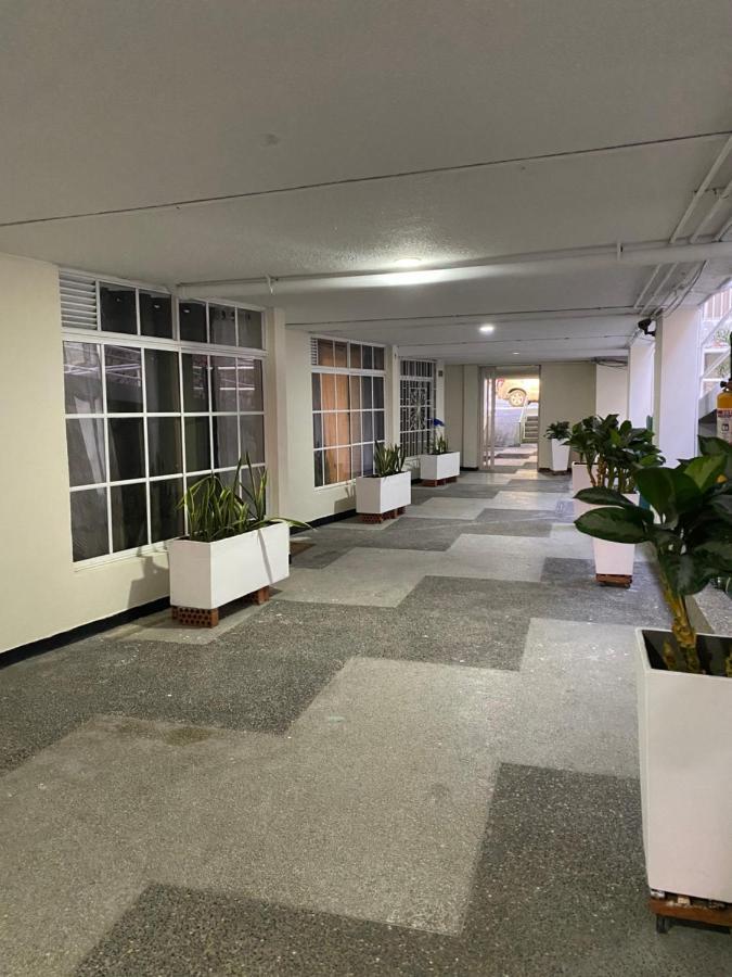 Apartamento En Edificio Iroka - Oceanfront Frente Al Mar