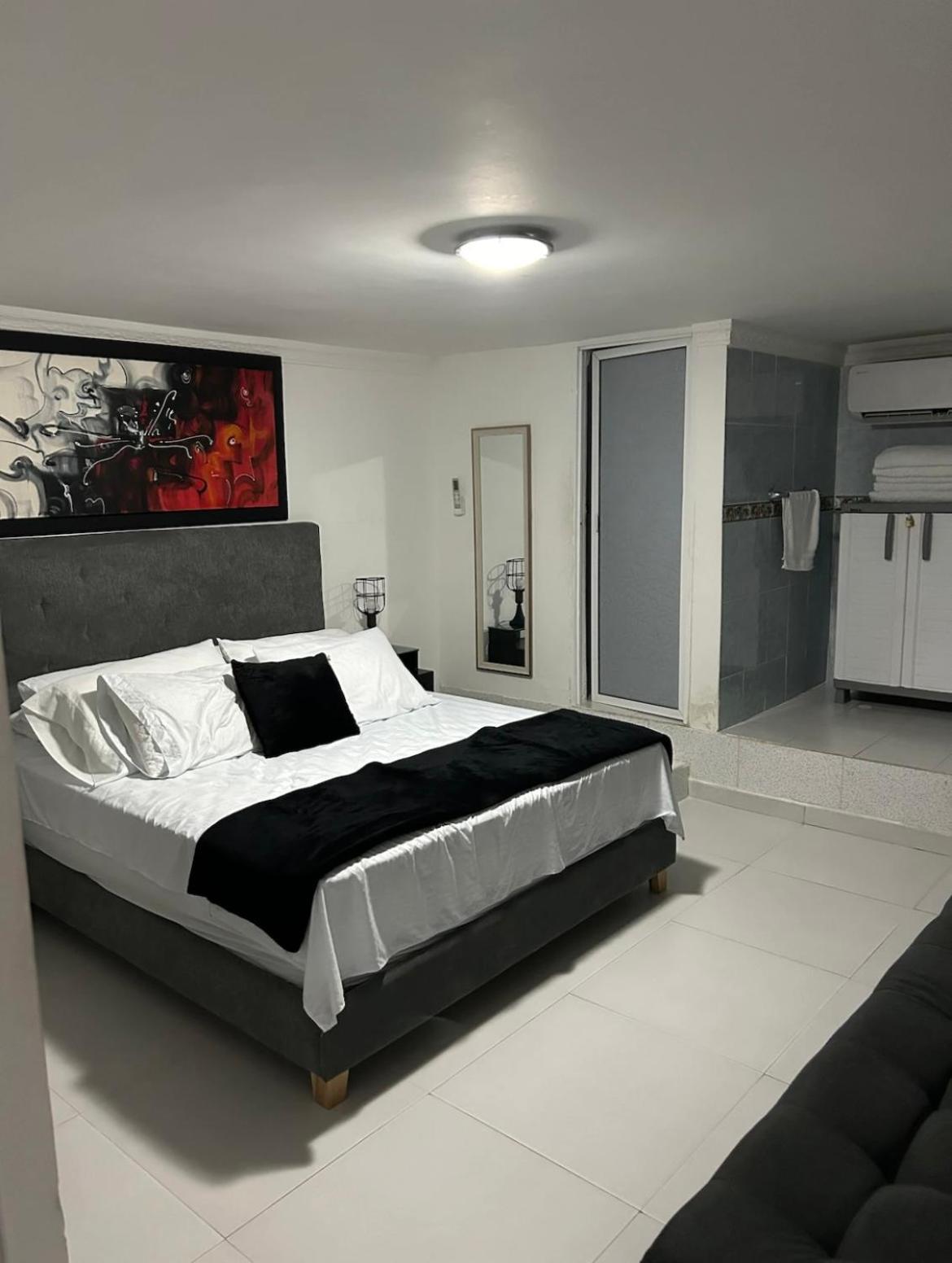 Apartamento En Edificio Iroka - Oceanfront Frente Al Mar *