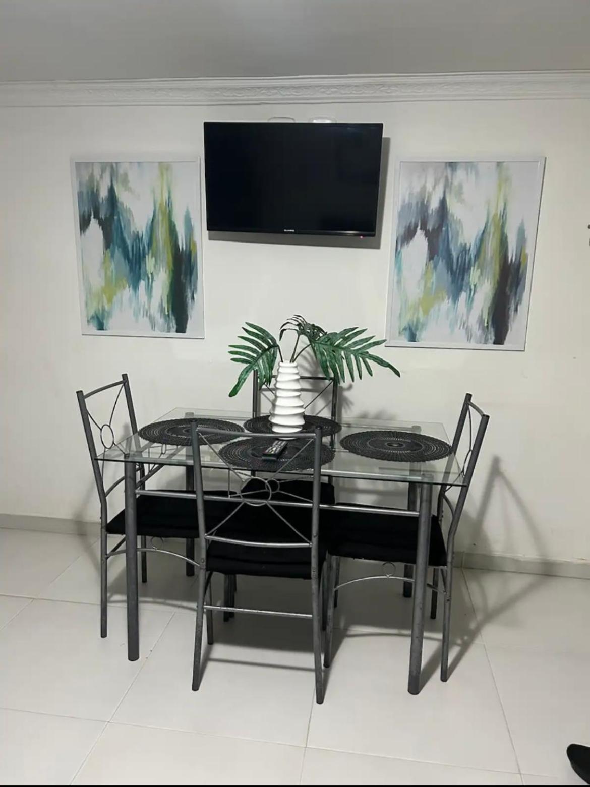 Apartamento En Edificio Iroka - Oceanfront Frente Al Mar Santa Marta (Magdalena)